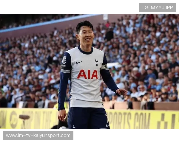 孙兴慜直传洞穿防线，热刺轻松收获入球